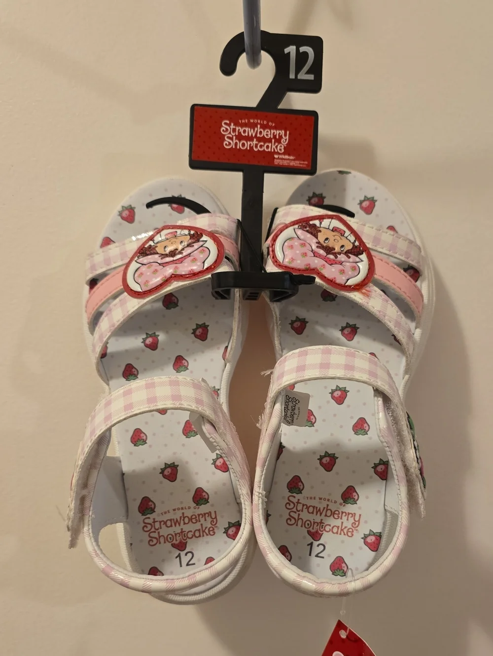 Pink Girls' Sandals - Cute Strawberry Print